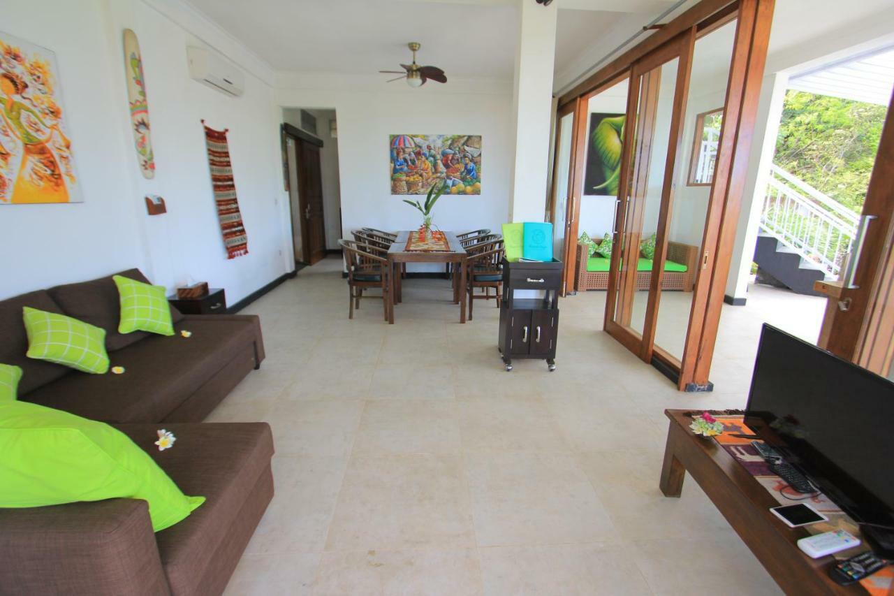 Villa Rinisha Rumah Senja Temukus Lovina Buitenkant foto